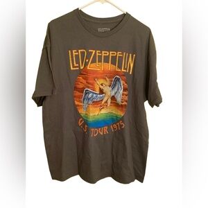 Led Zeppelin- U.S. Tour 1975 - Graphic T-Shirt 
Size XL. NWOT